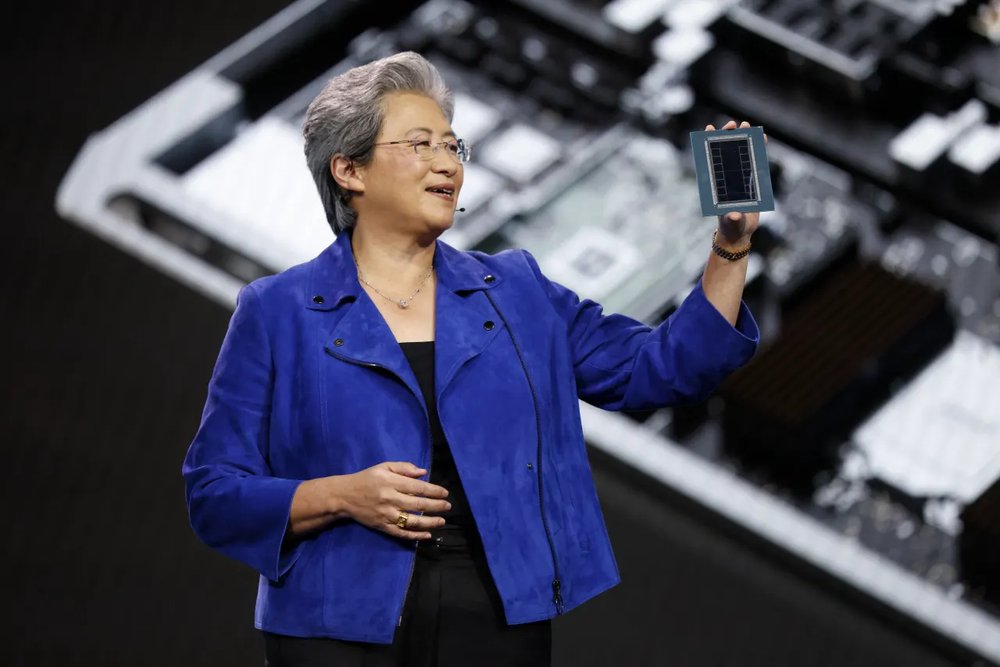 Analyst Shifts View, Sees Strong Upside for AMD on AI and Server Demand
