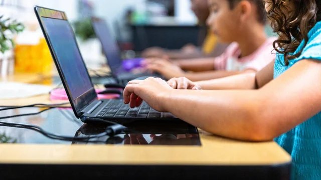 The Dark Side of AI in Education: When Technology Fails to Deliver
