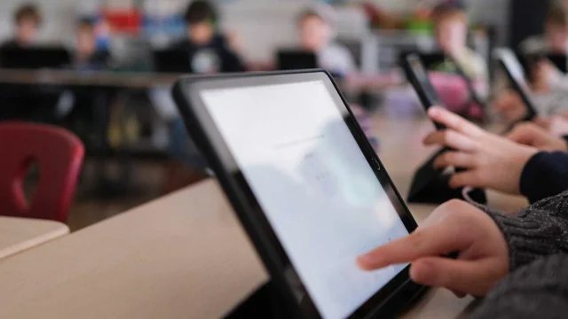 FCC's Proposed Cuts to Internet Funding Spark Controversy in Education Sector